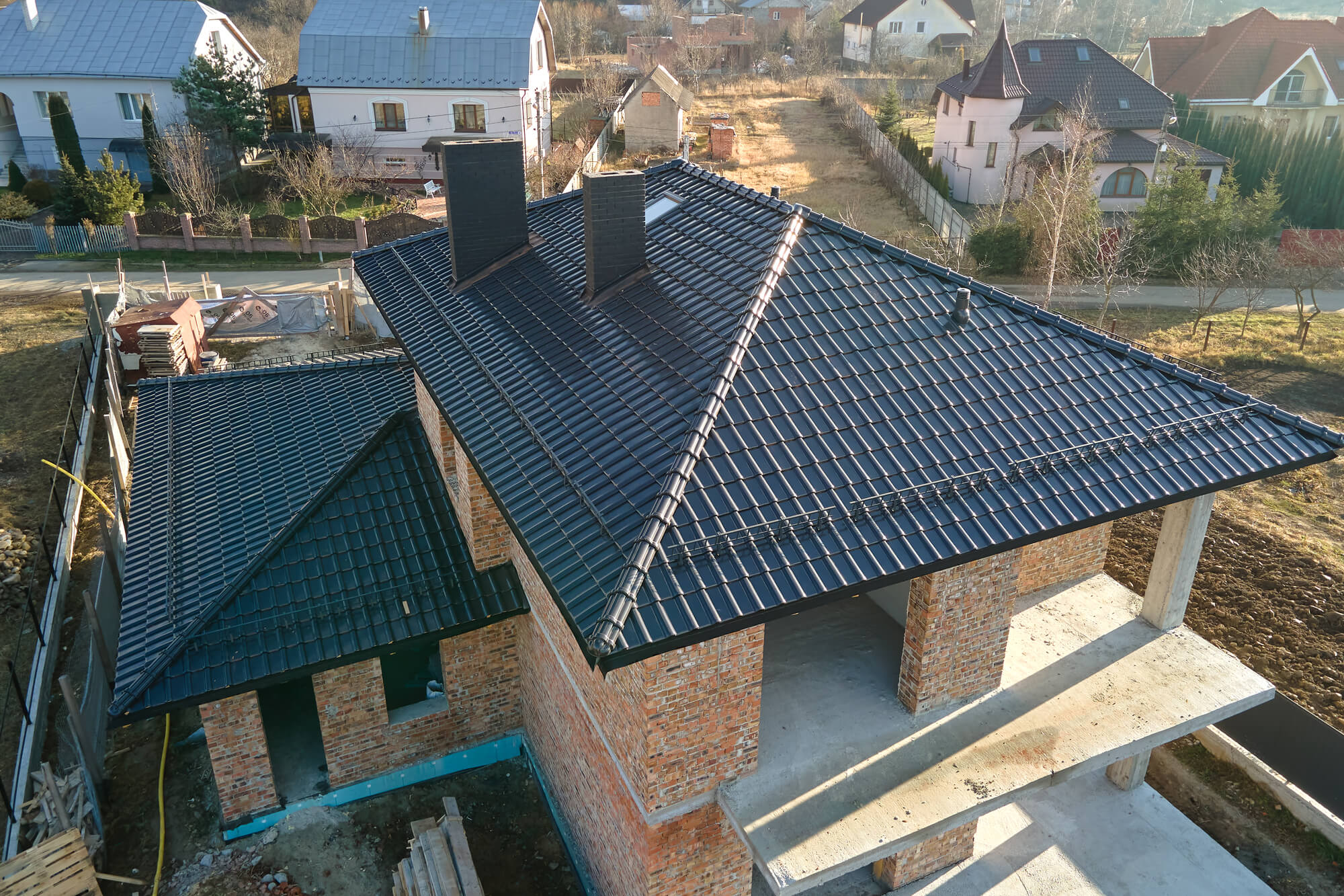 屋根塗装により耐久性の増加